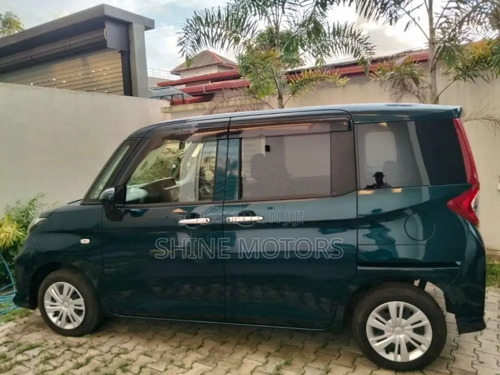 Toyota Roomy X Enon LED X Grade 2024 Car Unregistered (Recondition)