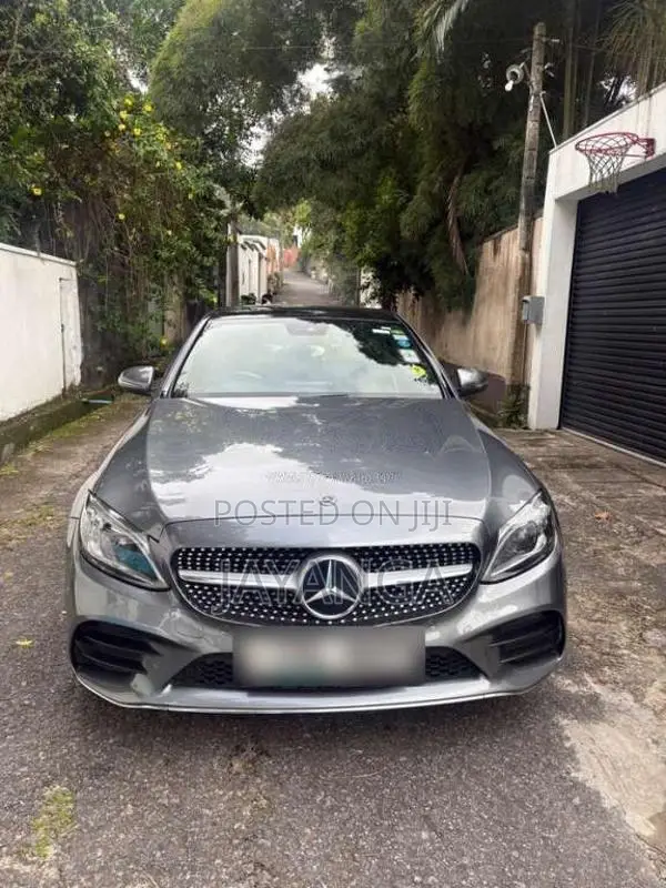 Mercedes-Benz C200 2019 Car (Used)