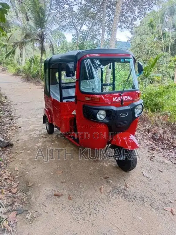 Bajaj RE 2026 Three Wheel (Used)