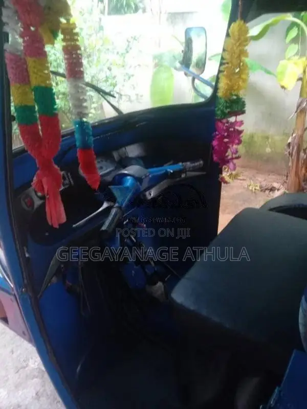 Piaggio Ape 2010 Three Wheel (Used)