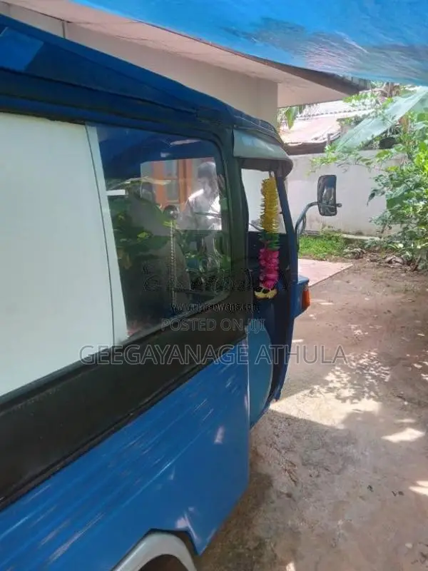 Piaggio Ape 2010 Three Wheel (Used)