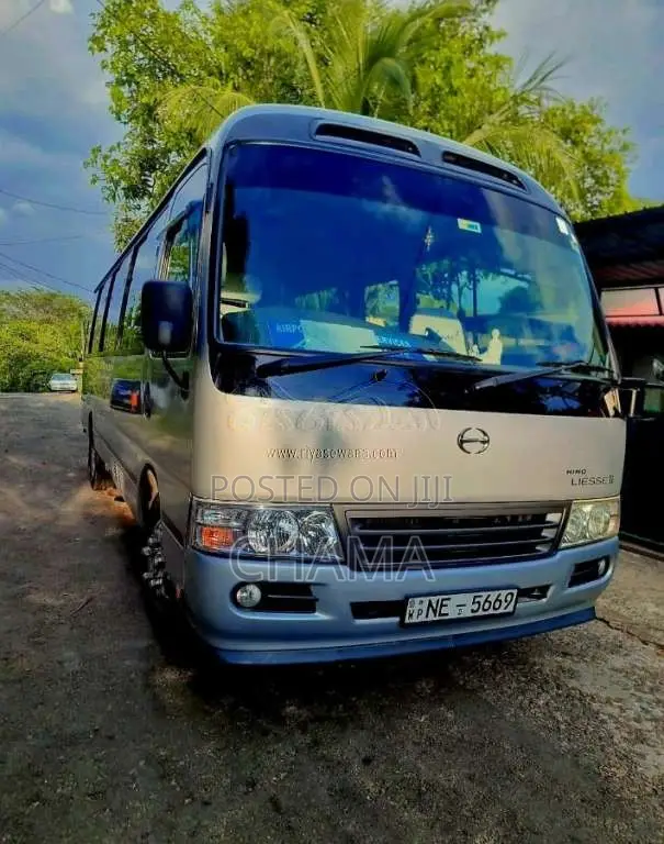 Toyota Coaster 2009 Bus (Used)