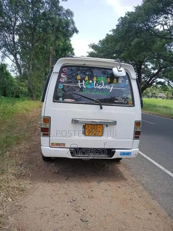 Nissan Caravan 1997 Van (Used)