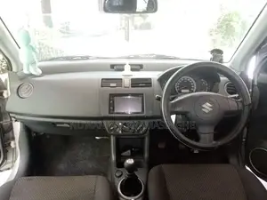 Suzuki Swifr 2006 Car (Used)