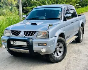 Mitsubishi L300 Trojan 2007 Van (Used)