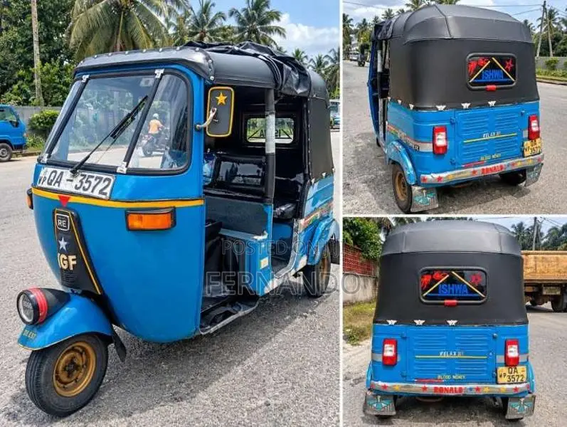 Bajaj 2 Stroke 2004 Three Wheel (Used)