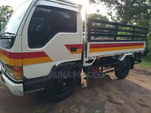 Isuzu Nkr 2000 Lorry (Used)