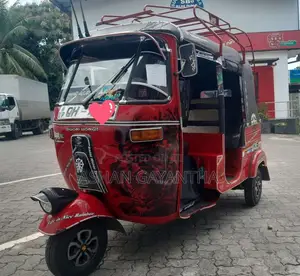 Bajaj 2 Stroke 2006 Three Wheel (Used)