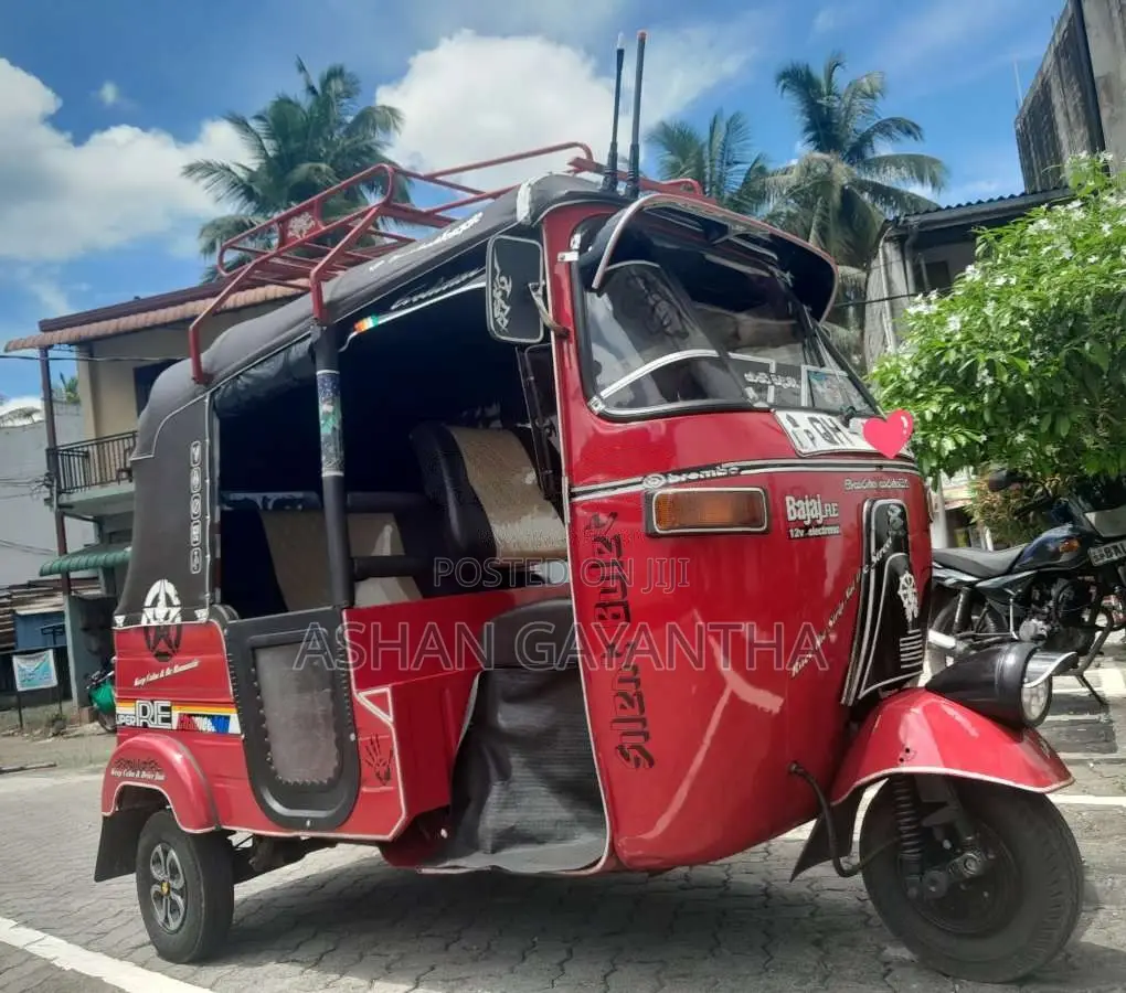 Bajaj 2 Stroke 2006 Three Wheel (Used)