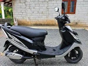 TVS Scooty Streak 2013 Motorbike (Used)