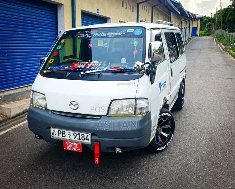 Nissan Vanette Lion Face 2010 Van (Used)