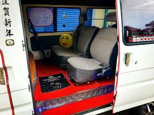 Nissan Vanette Lion Face 2010 Van (Used)