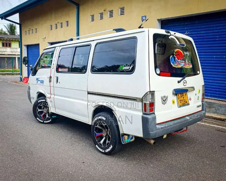 Nissan Vanette Lion Face 2010 Van (Used)