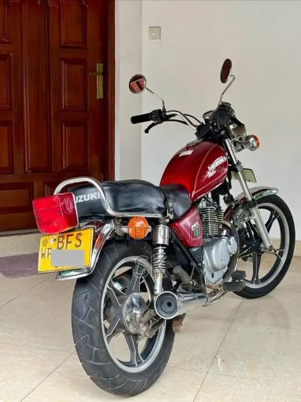 Suzuki GN125 Japan 2017 Motorbike (Used)