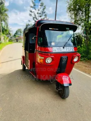 Bajaj 4 Stroke 2010 Three Wheel (Used)