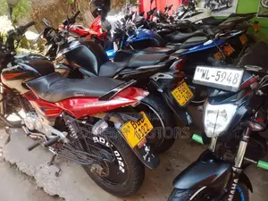 Bajaj Pulsar 2015 Motorbike (Used)