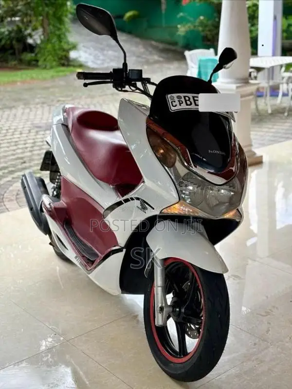 Honda Pcx 2015 Motorbike (Used)