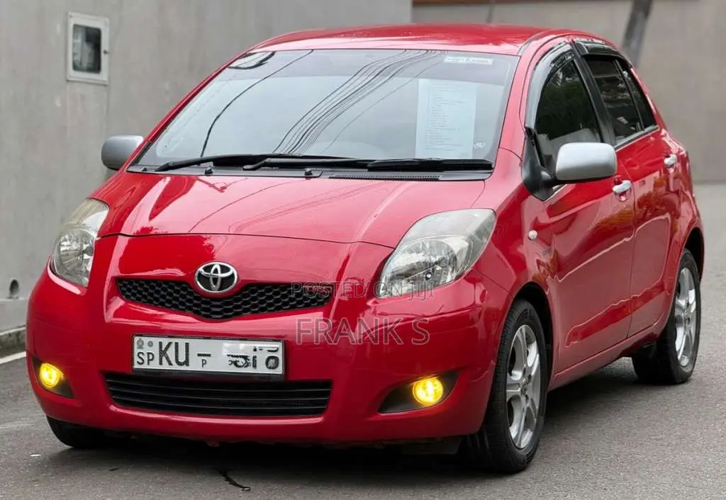 Toyota Yaris Vitz 2010 Car (Used)