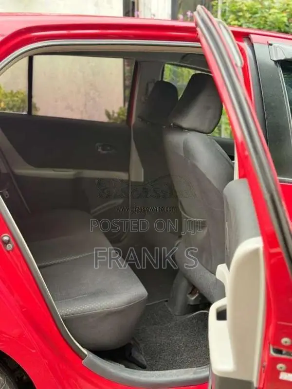 Toyota Yaris Vitz 2010 Car (Used)
