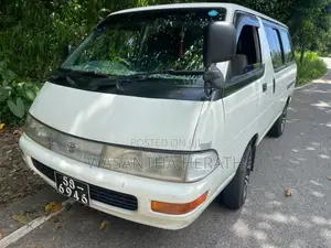 Toyota Lotto 1992 Van (Used)