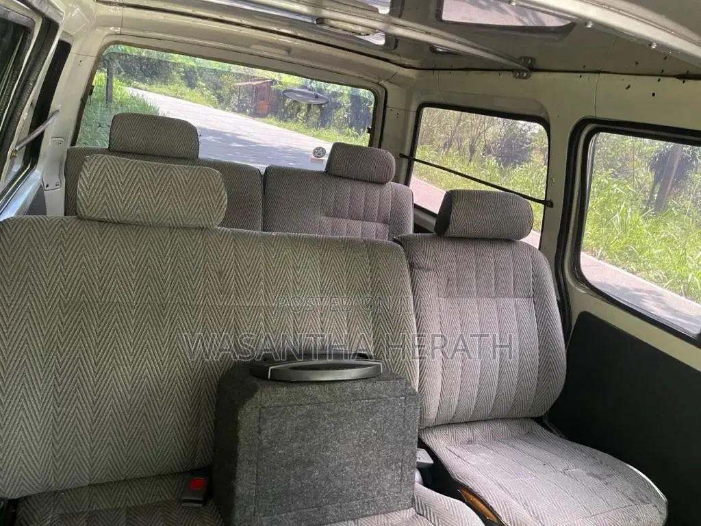 Toyota Lotto 1992 Van (Used)