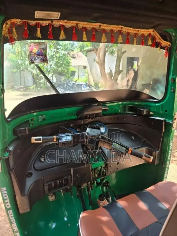 Bajaj 4 Stroke 2015 Three Wheel (Used)