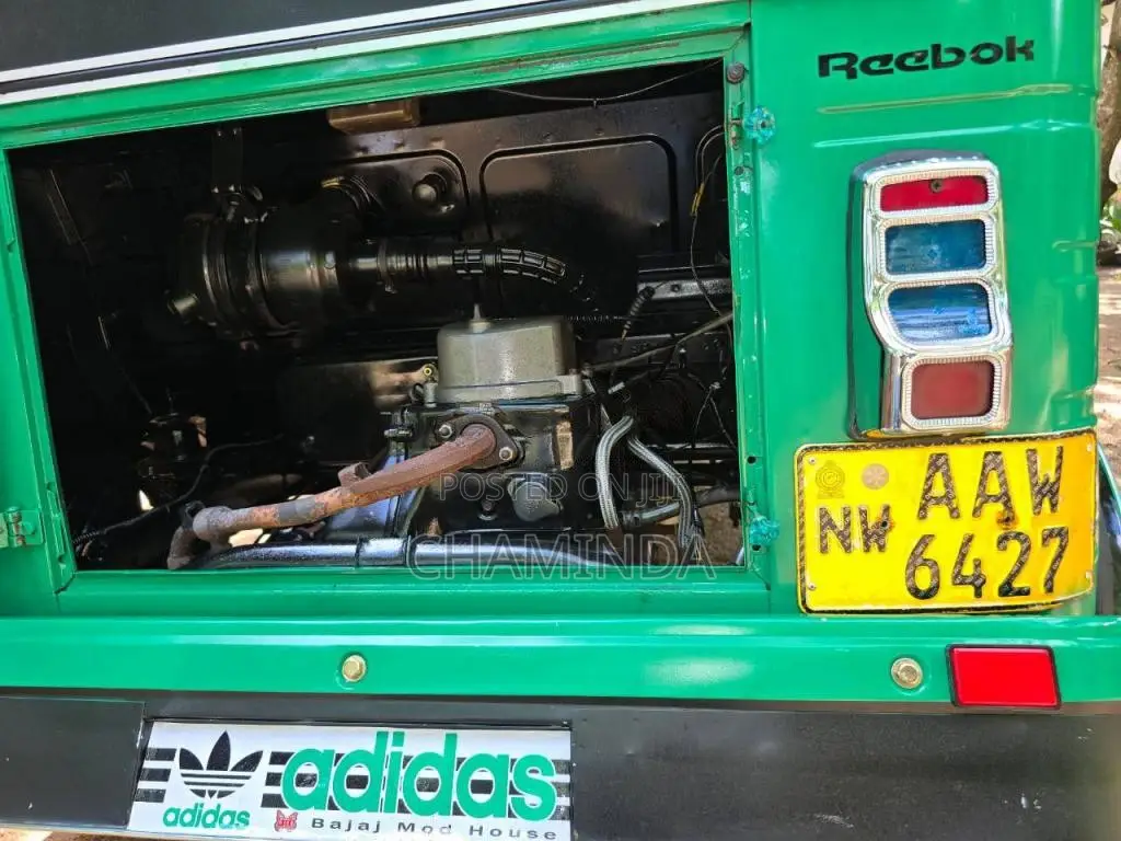 Bajaj 4 Stroke 2015 Three Wheel (Used)
