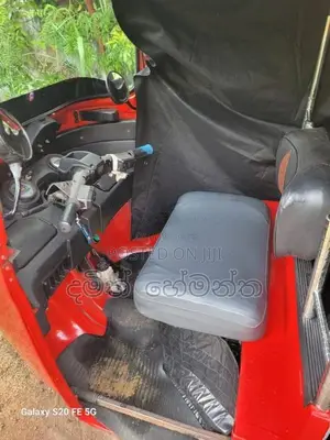 Bajaj RE 4 Stroke 2014 Three Wheel (Used)