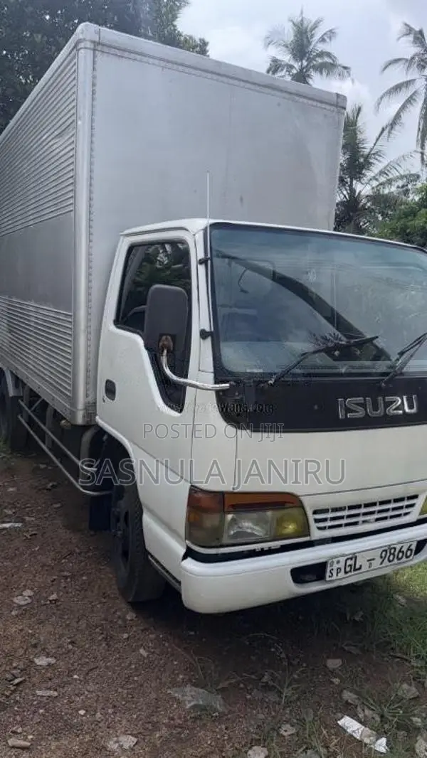 Isuzu ELF 1997 Lorry (Used)