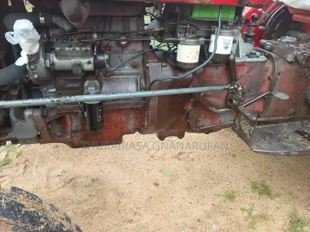 Massey-Ferguson 135 2002 Tractor (Used)