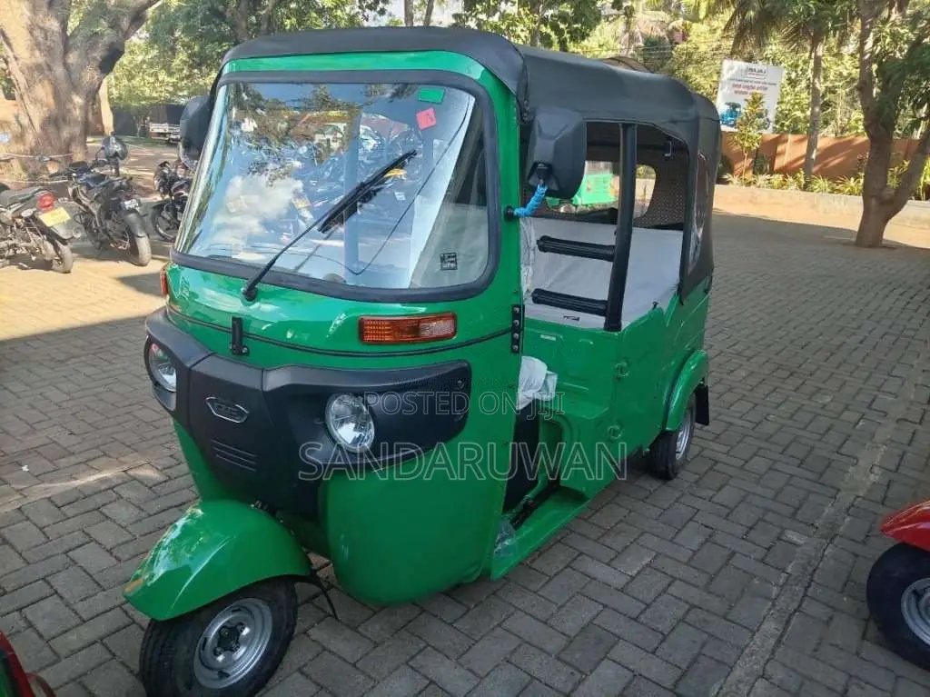 Bajaj 4 Stroke 2026 Three Wheel Brand New