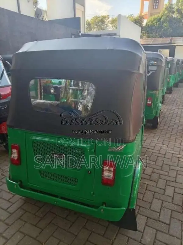 Bajaj 4 Stroke 2026 Three Wheel Brand New