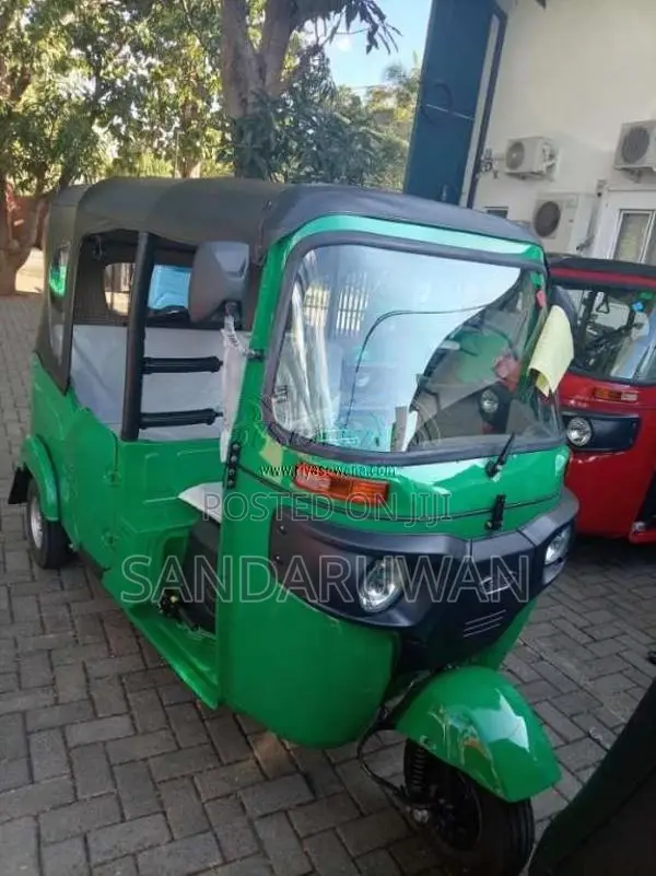 Bajaj 4 Stroke 2026 Three Wheel Brand New