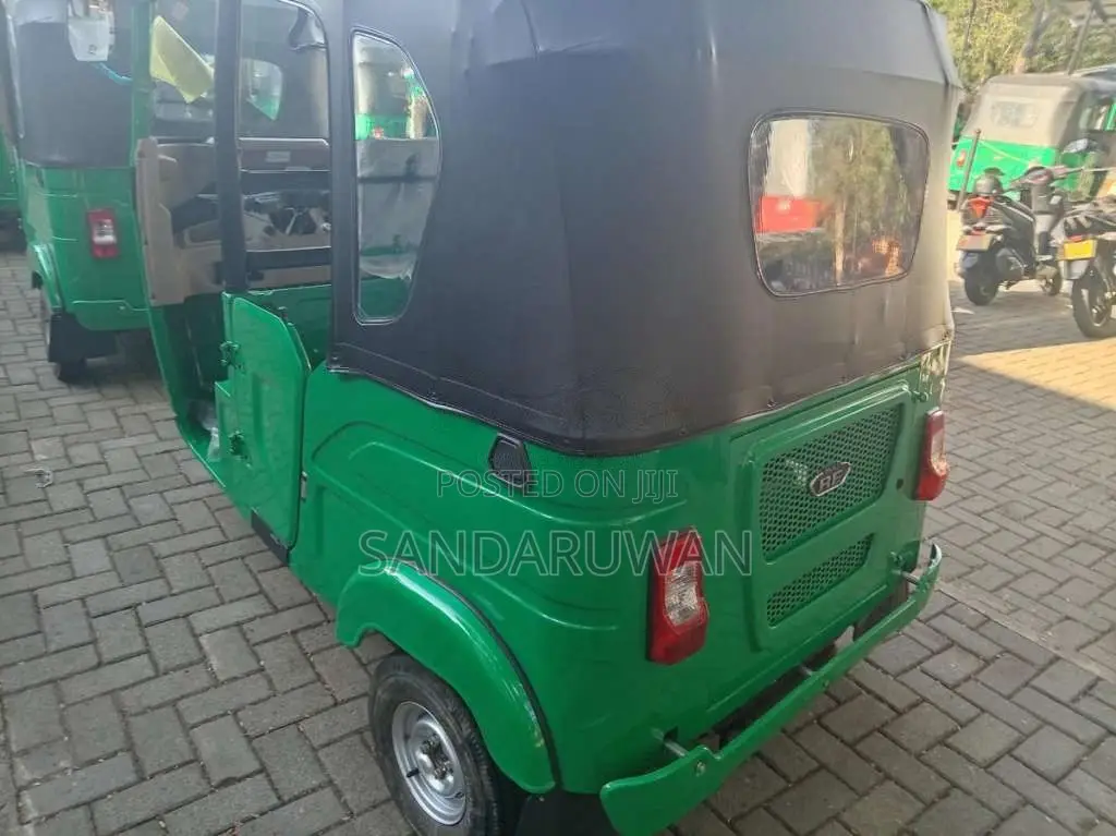 Bajaj 4 Stroke 2026 Three Wheel Brand New