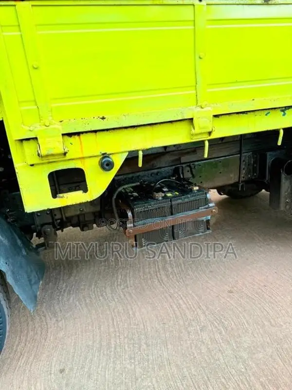 Mitsubishi Canter 1980 Lorry (Used)
