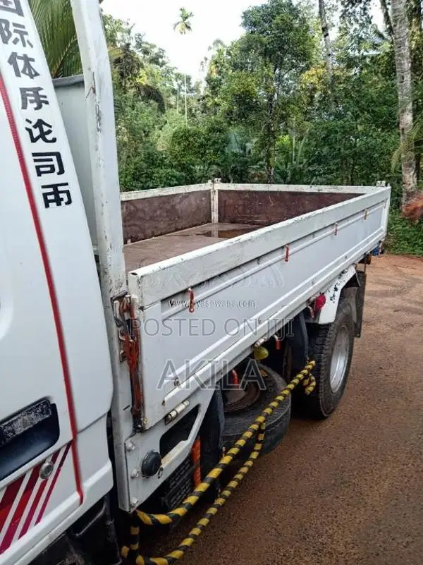 Isuzu 250 2026 Lorry (Used)
