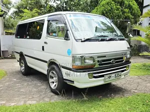 Toyota HIACE DOLPHIN LH162 5L 1999 Van (Used)