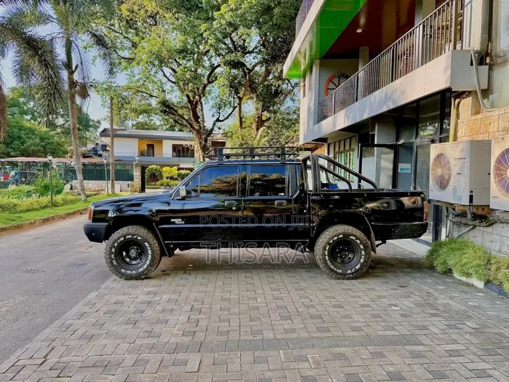 Mitsubishi L200 4x4 1991 Pickup (Used)