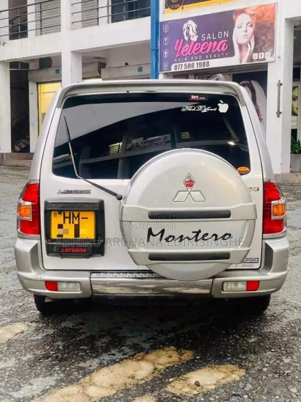 Mitsubishi Montero 2002 SUV (Used)