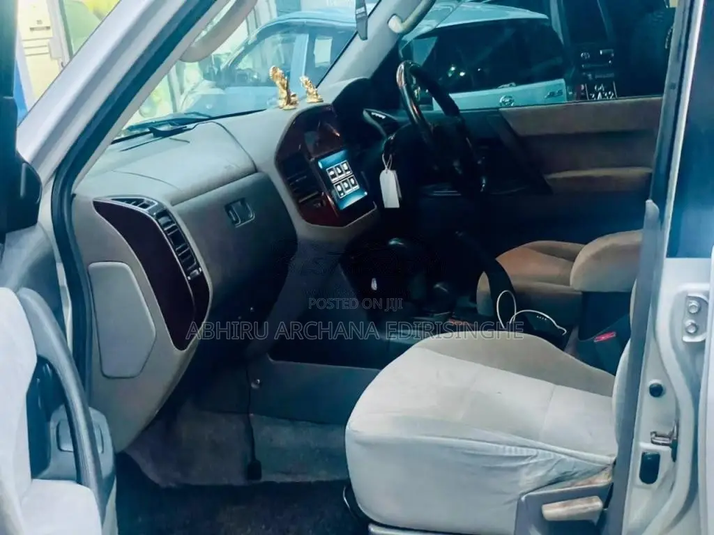 Mitsubishi Montero 2002 SUV (Used)
