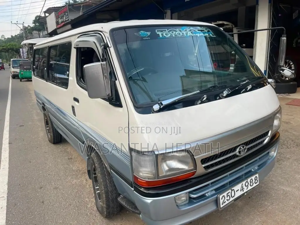 Toyota Dolphin Super GL 1997 Van (Used)