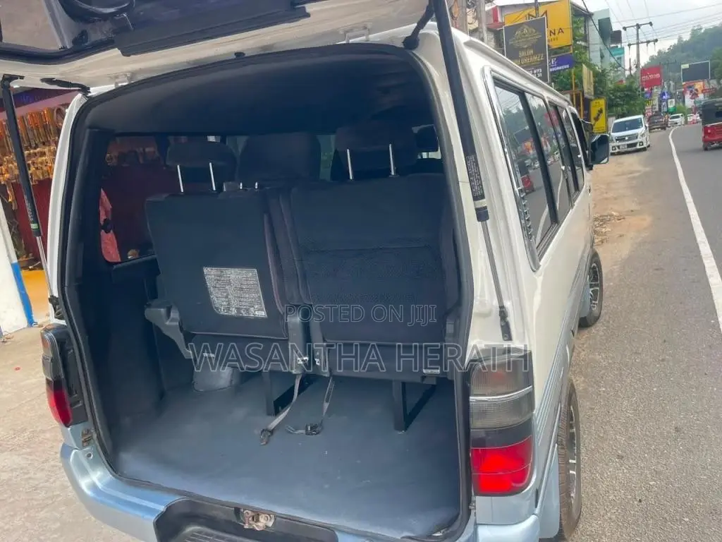 Toyota Dolphin Super GL 1997 Van (Used)