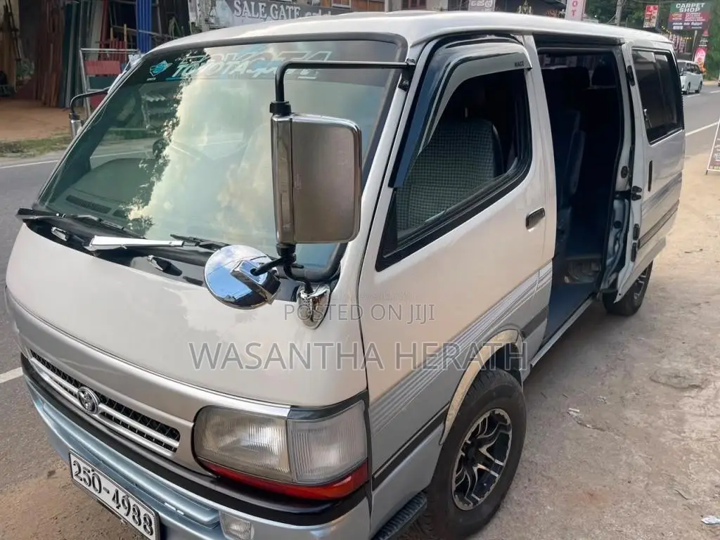 Toyota Dolphin Super GL 1997 Van (Used)