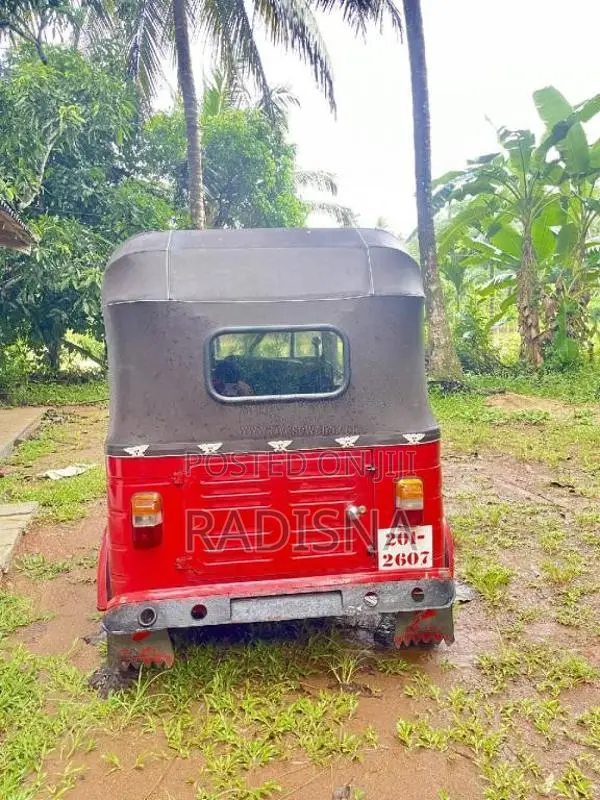 Bajaj 2 Stroke 1995 Three Wheel (Used)