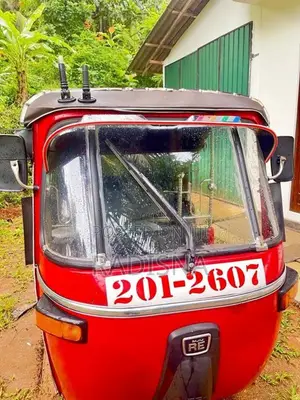 Bajaj 2 Stroke 1995 Three Wheel (Used)