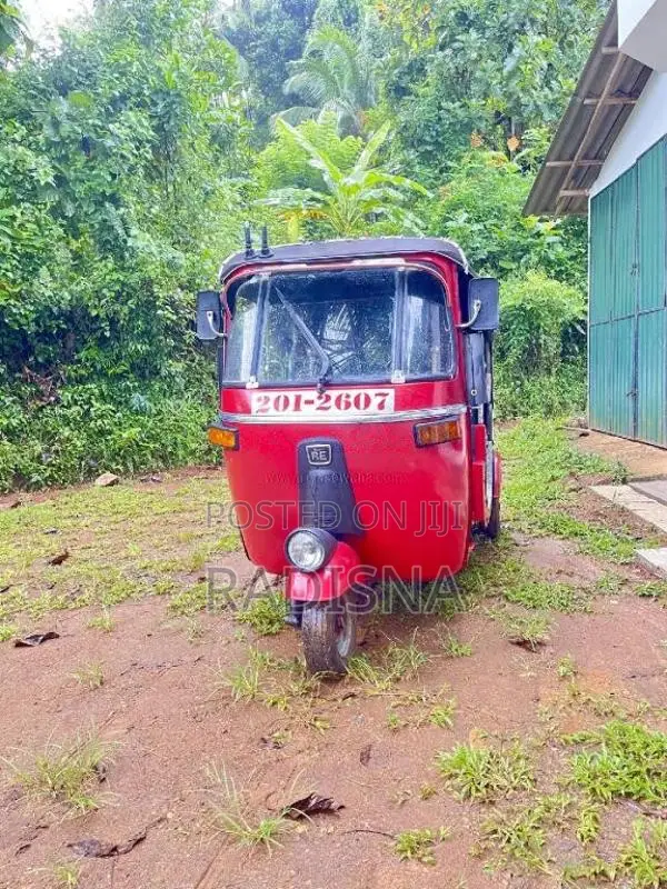 Bajaj 2 Stroke 1995 Three Wheel (Used)