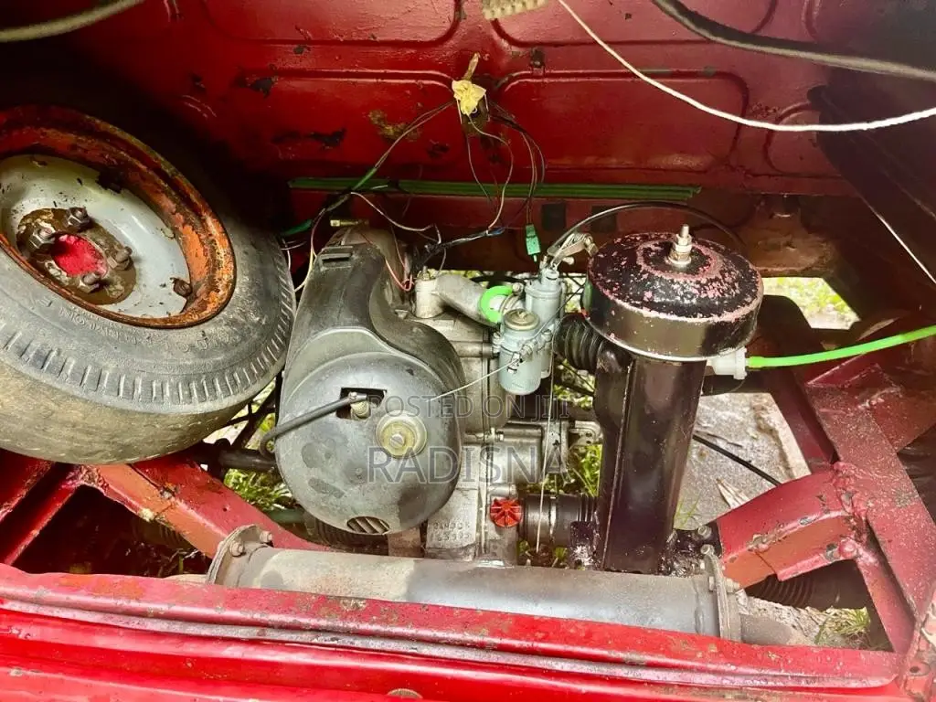 Bajaj 2 Stroke 1995 Three Wheel (Used)