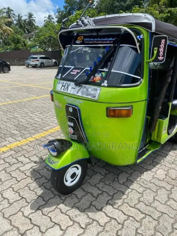 Bajaj 2 Stroke 2004 Three Wheel (Used)