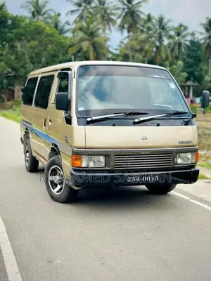 Nissan Caravan 1995 Van (Used)