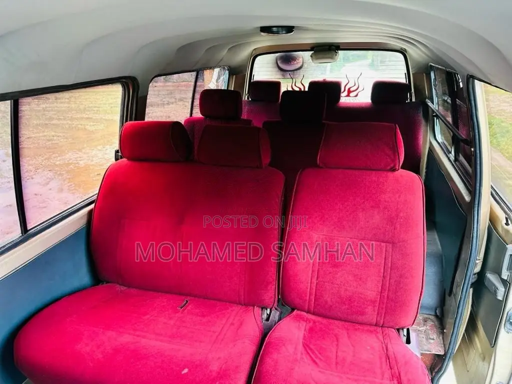 Nissan Caravan 1995 Van (Used)